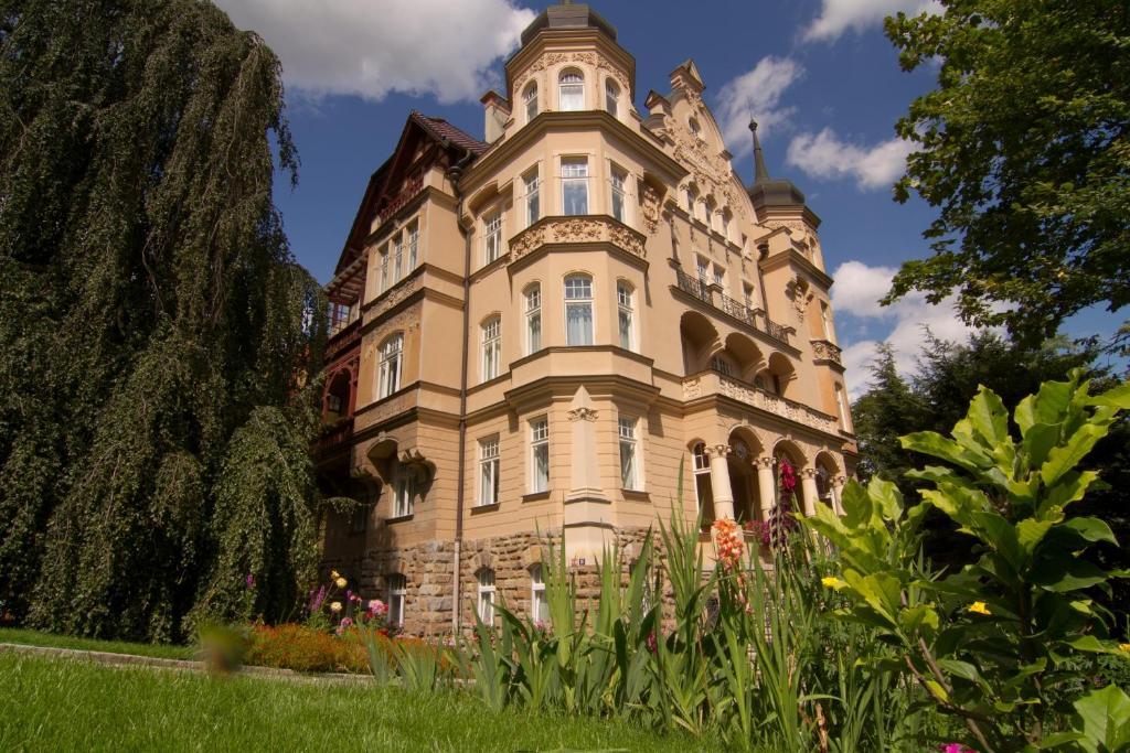 Apartmany Villa Liberty Karlsbad Exteriör bild